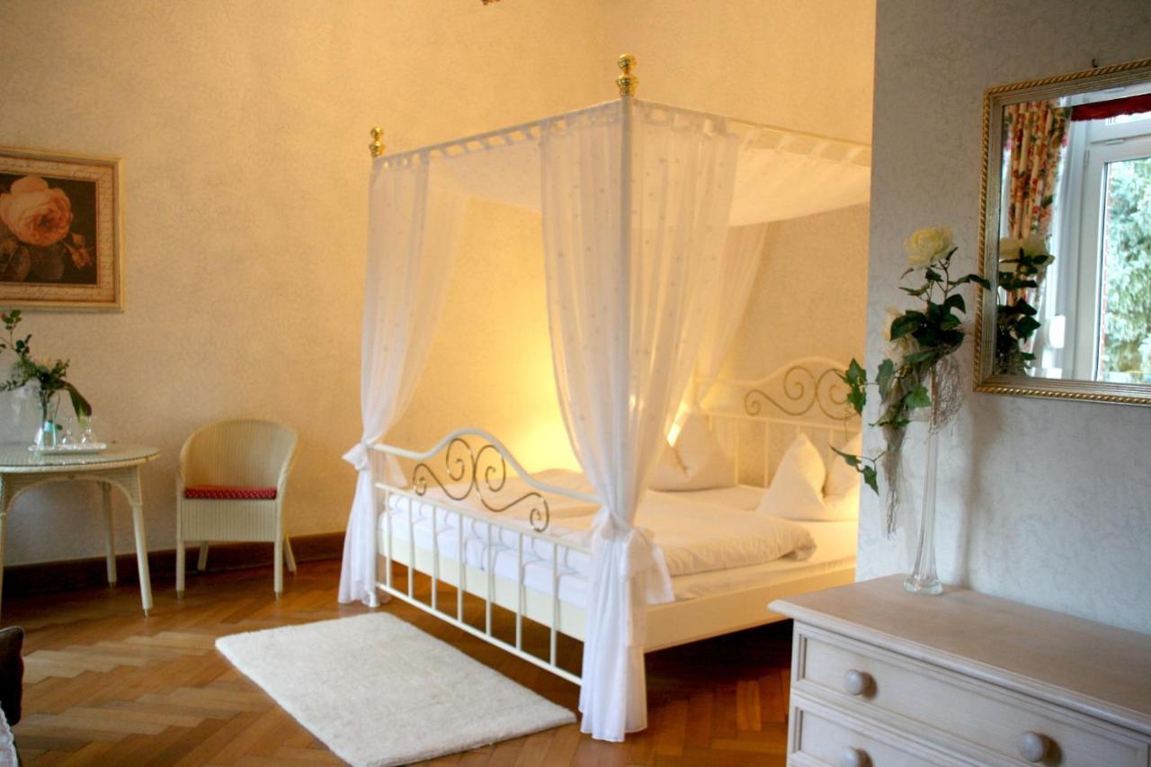 Villa Sophienhoehe Kerpen  Bagian luar foto