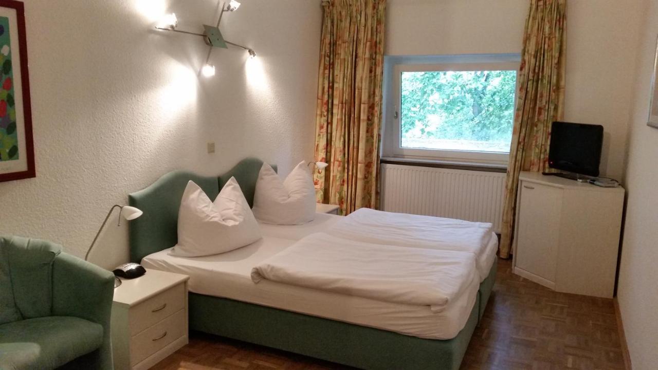Villa Sophienhoehe Kerpen  Bagian luar foto